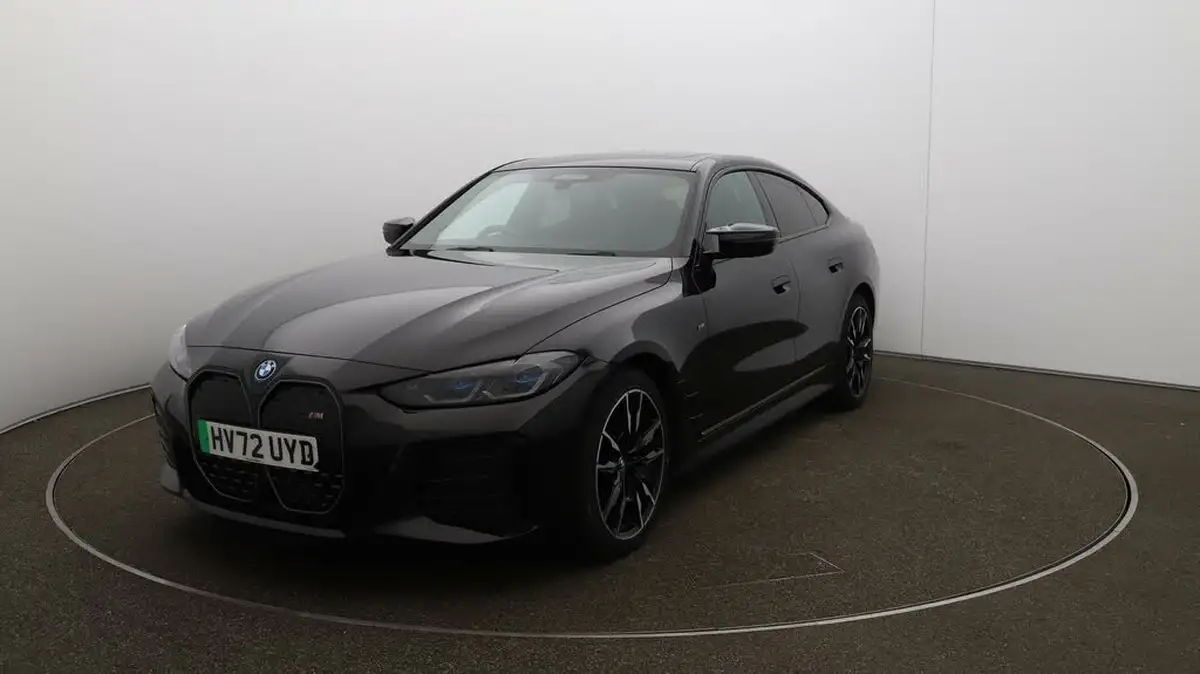 2022-bmw-i4-e-m50-big-33