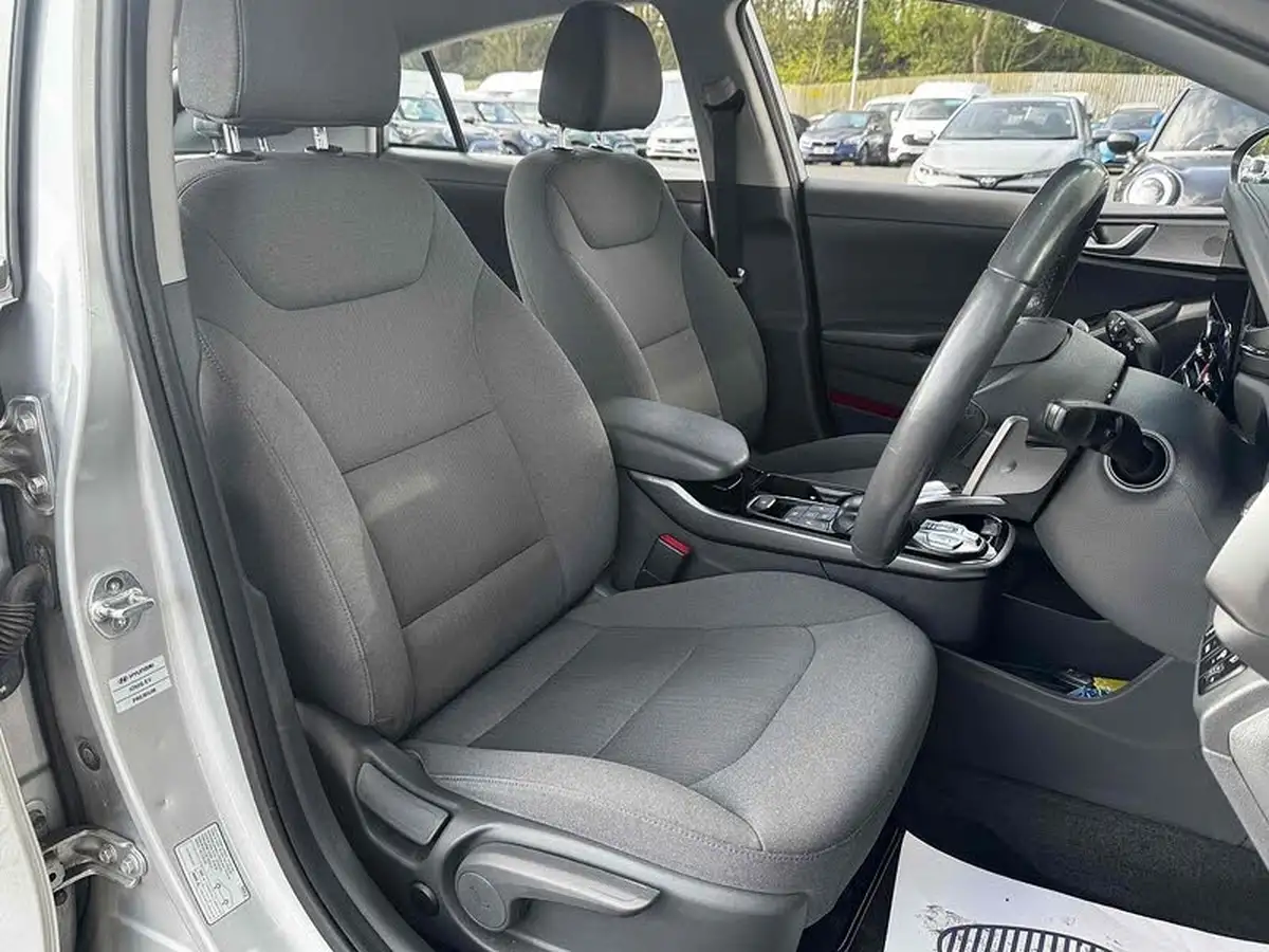 2020-hyundai-kona-e-premium-136ps-39kwh-big-21