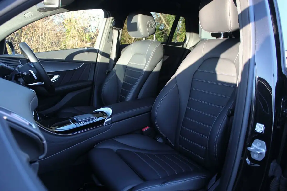 2021-mercedes-benz-eqc-e-eqc-400-amg-line-big-18