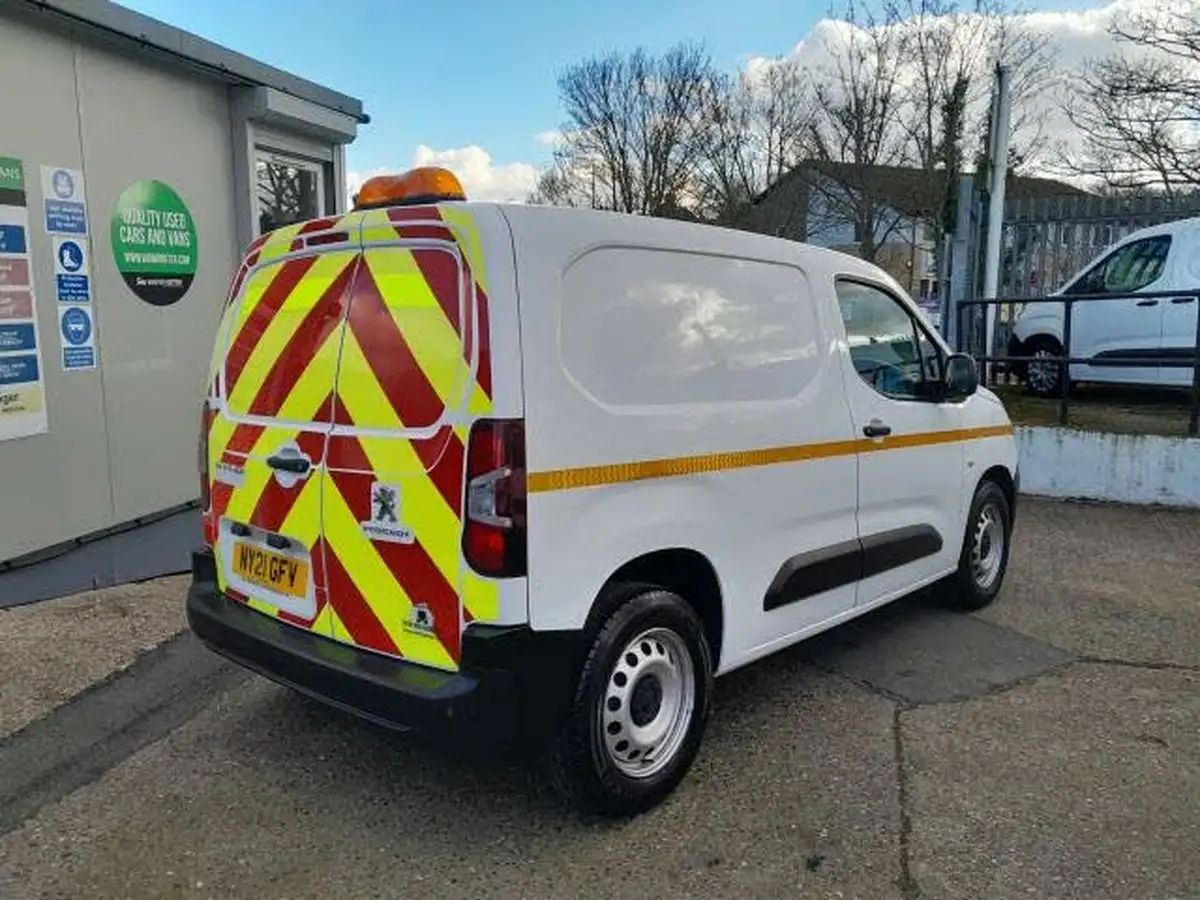 2021-peugeot-partner-15-bluehdi-1000-grip-100ps-eu6dt-big-6