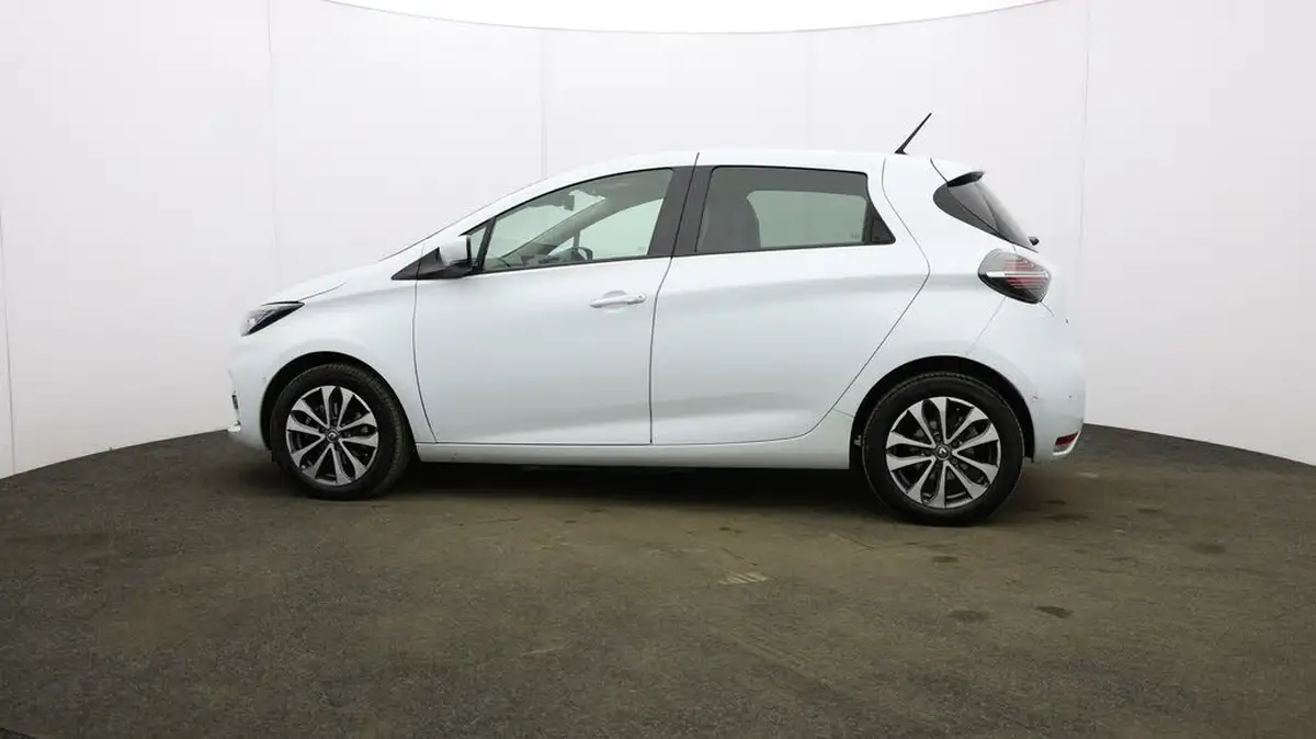 2021-renault-zoe-e-gt-line-big-60