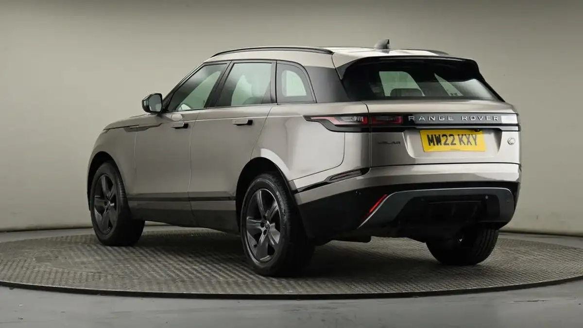 2022-land-rover-range-rover-velar-20-d200-r-dynamic-se-big-3