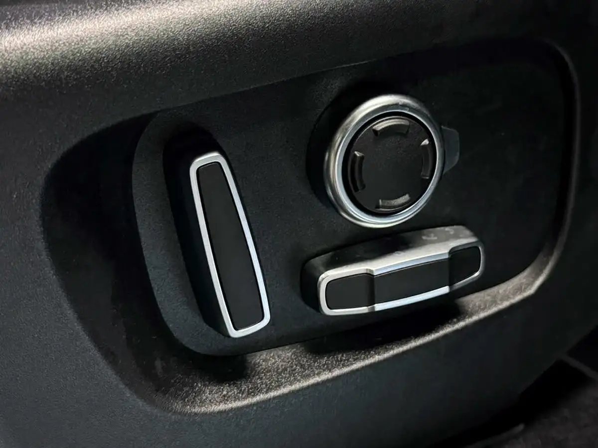 2024-land-rover-range-rover-evoque-15-p270e-dynamic-hse-big-24