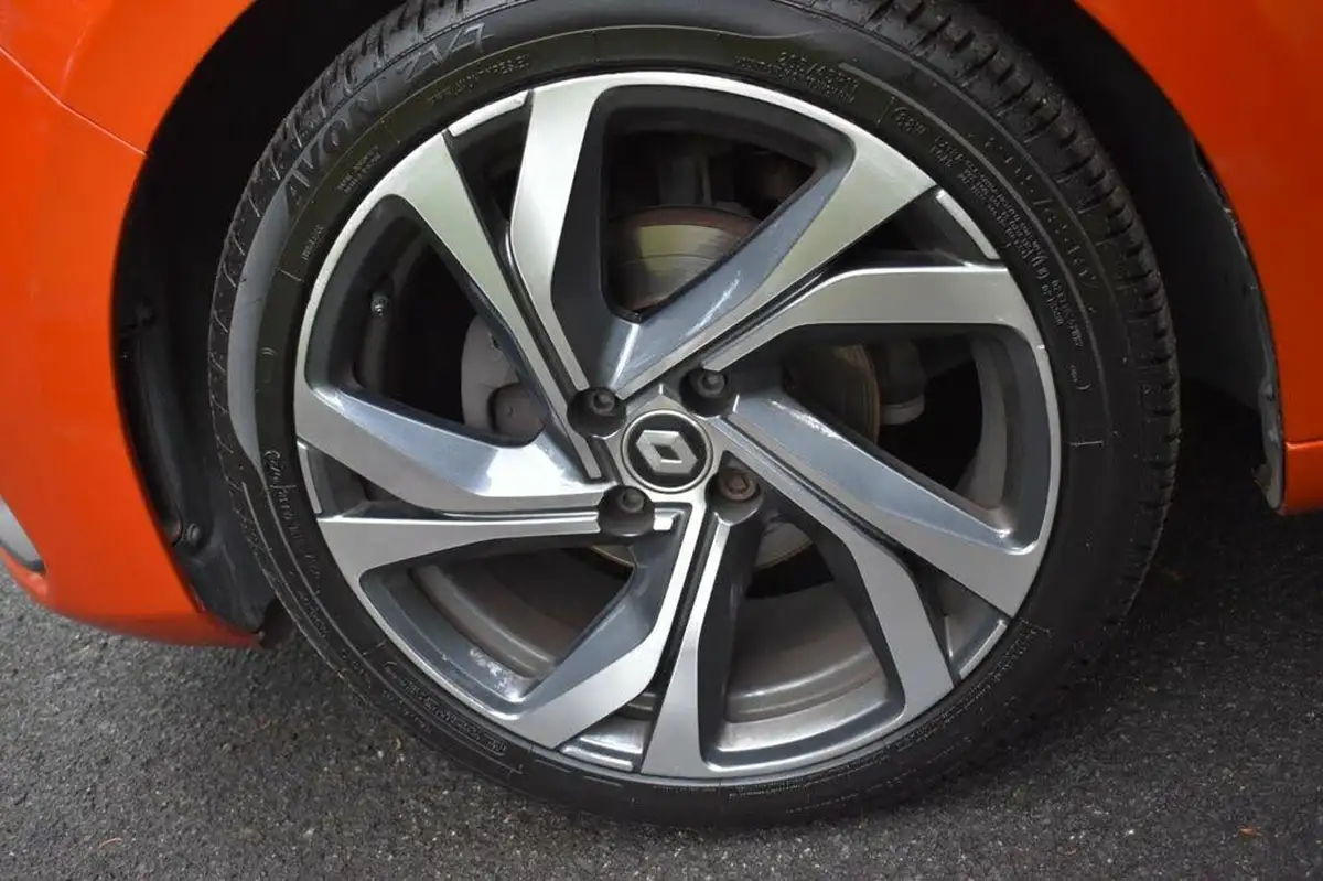 2022-renault-clio-10-tce-rs-line-rs-line-big-30