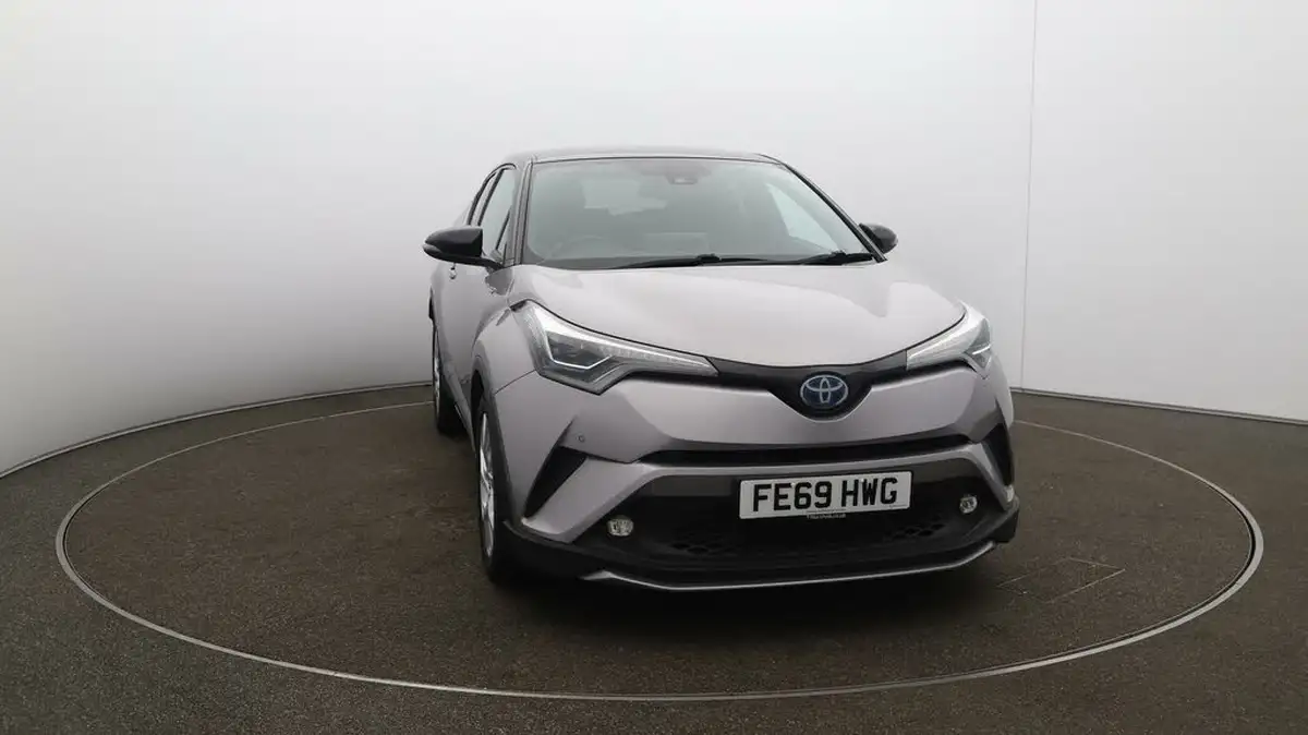 2019-toyota-c-hr-18-vvt-i-dynamic-big-32