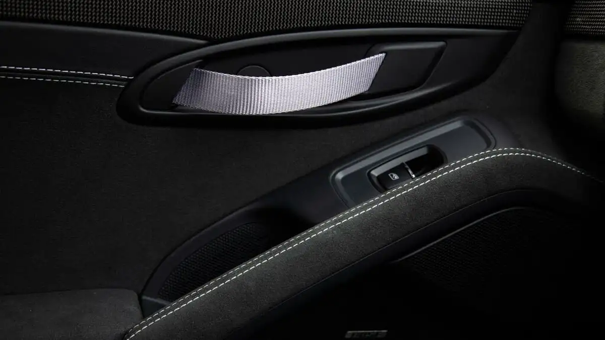 2023-porsche-cayman-718-40-cayman-gt4-pdk-big-69