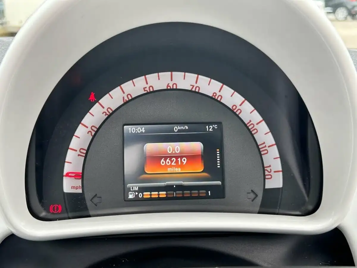 2015-smart-forfour-10-night-sky-prime-ss-big-16