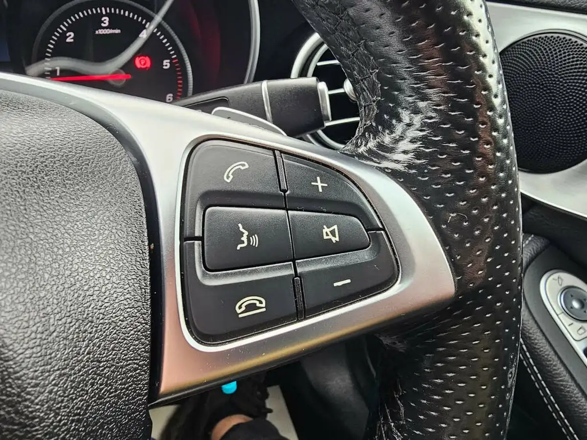 2015-mercedes-benz-c-class-21td-c300h-amg-line-ss-saloon-4d-big-26
