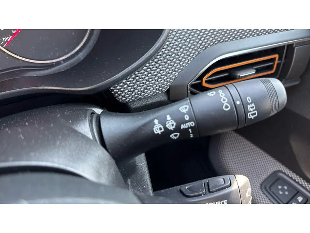 2022-dacia-sandero-stepway-10-tce-comfort-90bhp-big-32