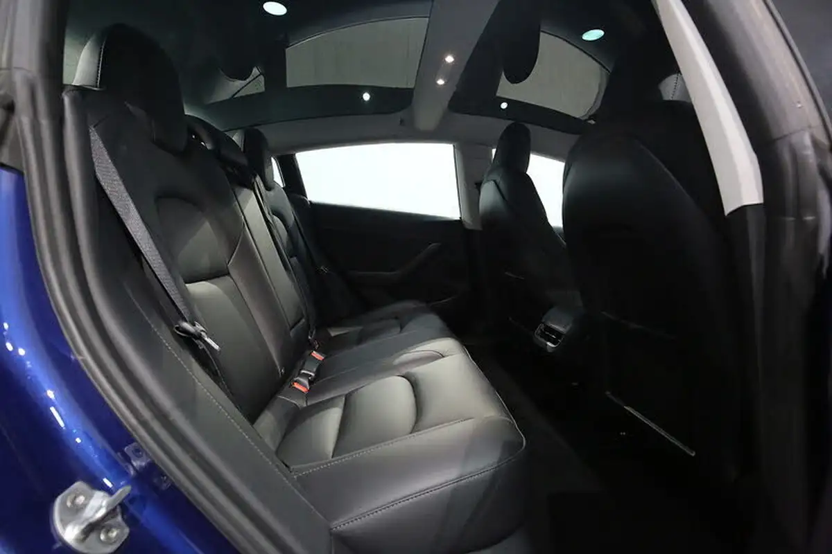 2021-tesla-model-3-e-long-range-4x4-big-21