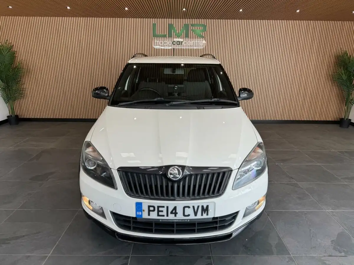 2014-skoda-fabia-12-monte-carlo-105ps-estate-big-1