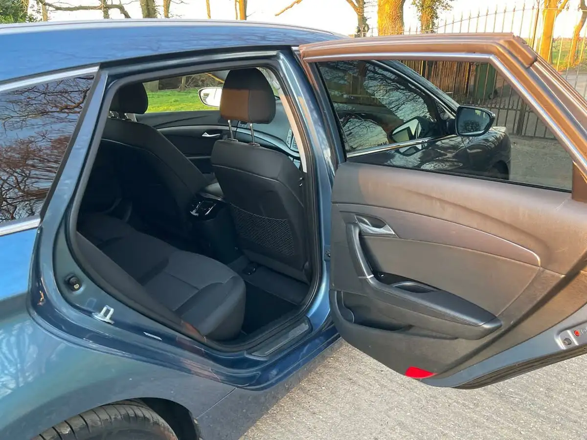 2014-hyundai-i40-17td-style-136ps-estate-5d-auto-big-22