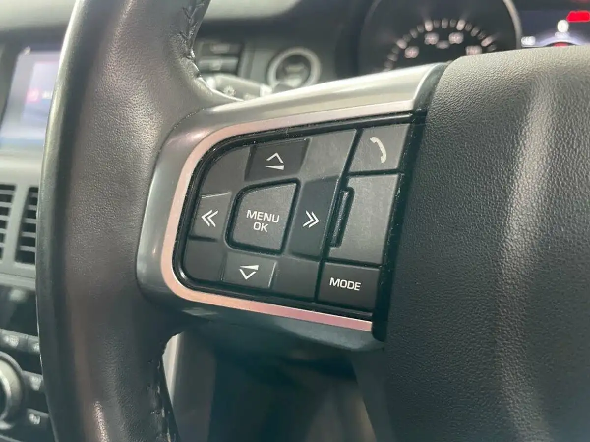 2018-land-rover-discovery-sport-20td4-se-182ps-big-35