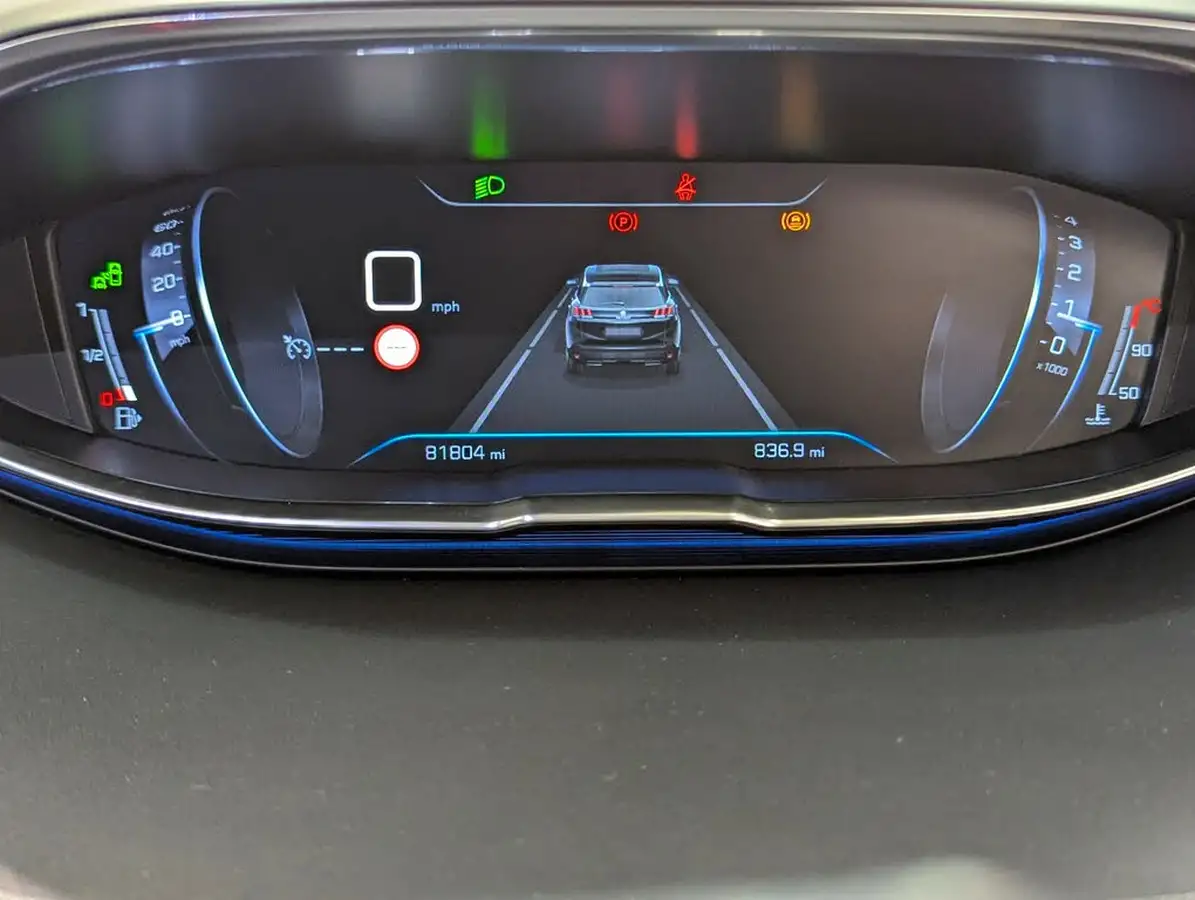 2019-peugeot-3008-suv-15-bluehdi-allure-big-21