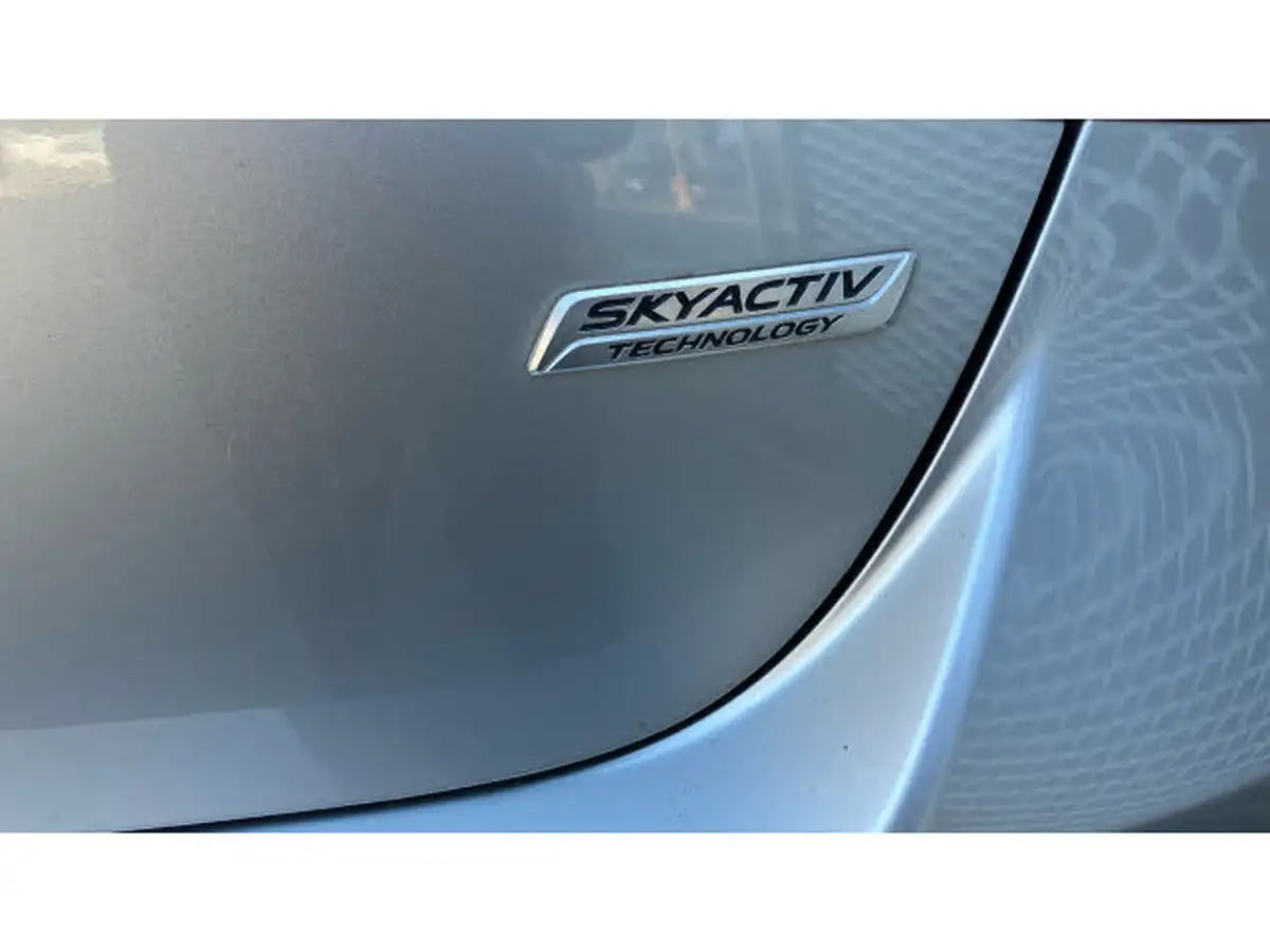2018-mazda-mazda2-15-sport-nav-big-31