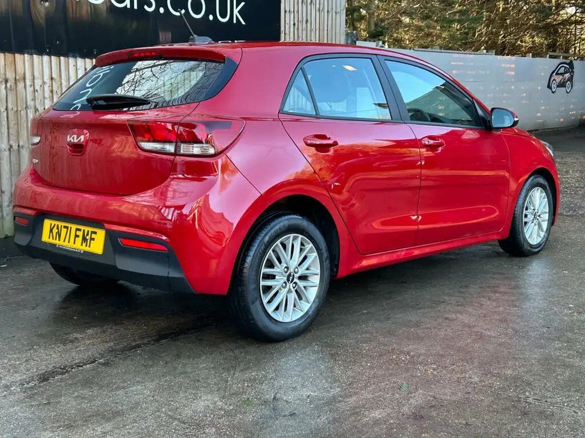 2021-kia-rio-10-t-gdi-2-dct-big-14