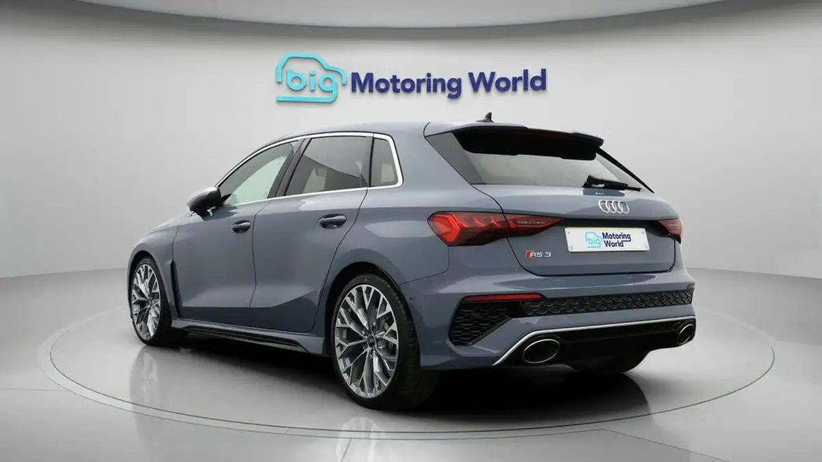 2022-audi-rs3-25-tfsi-sportback-5d-big-75