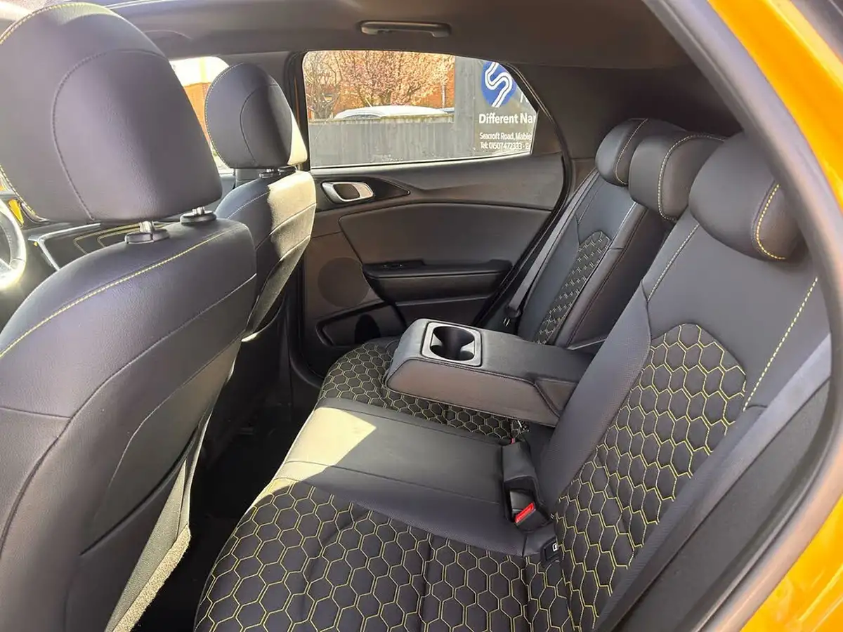 2020-kia-xceed-14-t-gdi-first-edition-big-21