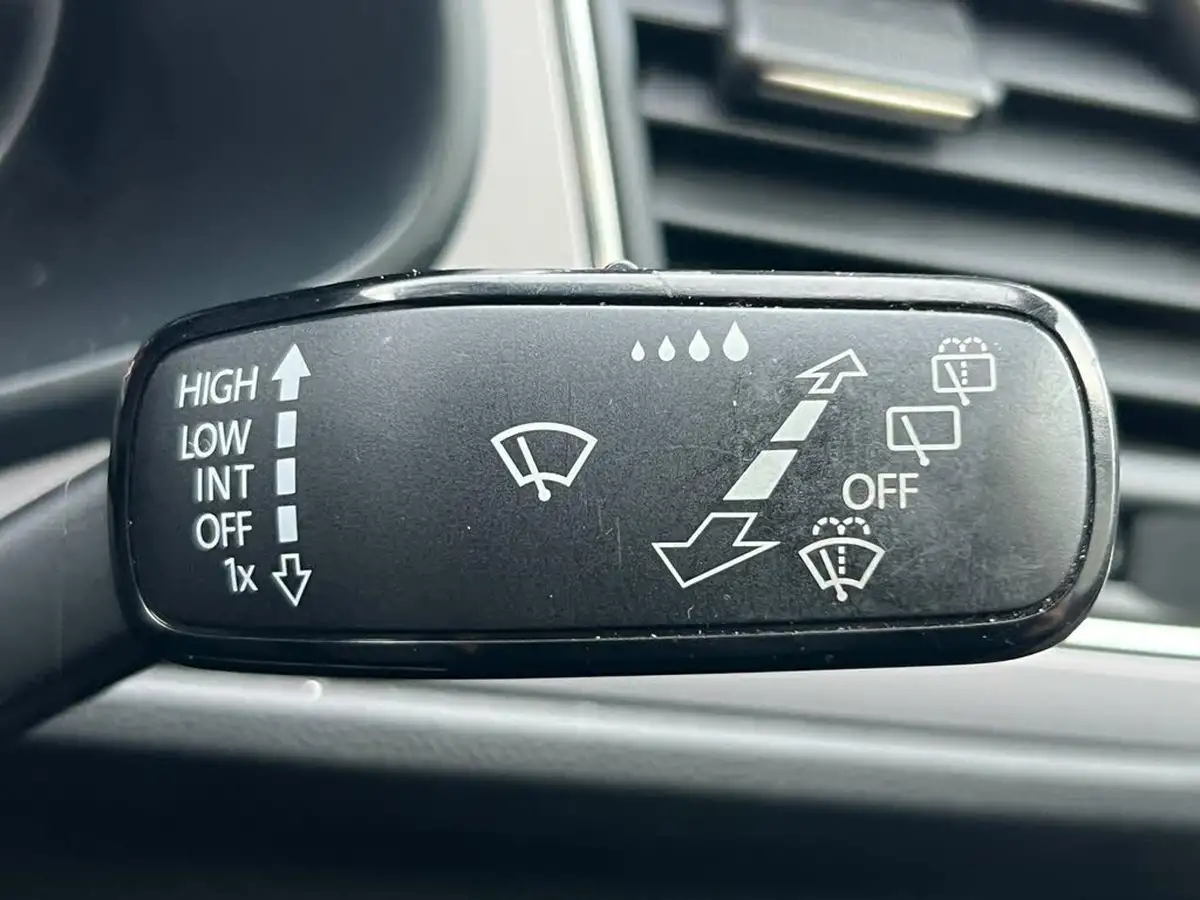 2020-seat-leon-16tdi-se-dynamic-estate-big-44