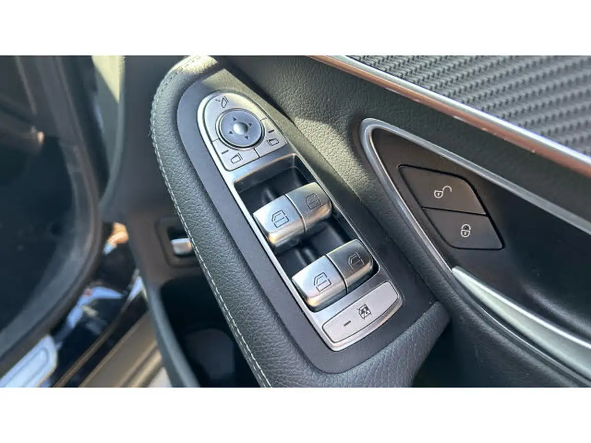 2022-mercedes-benz-eqc-e-eqc-400-amg-line-premium-big-28