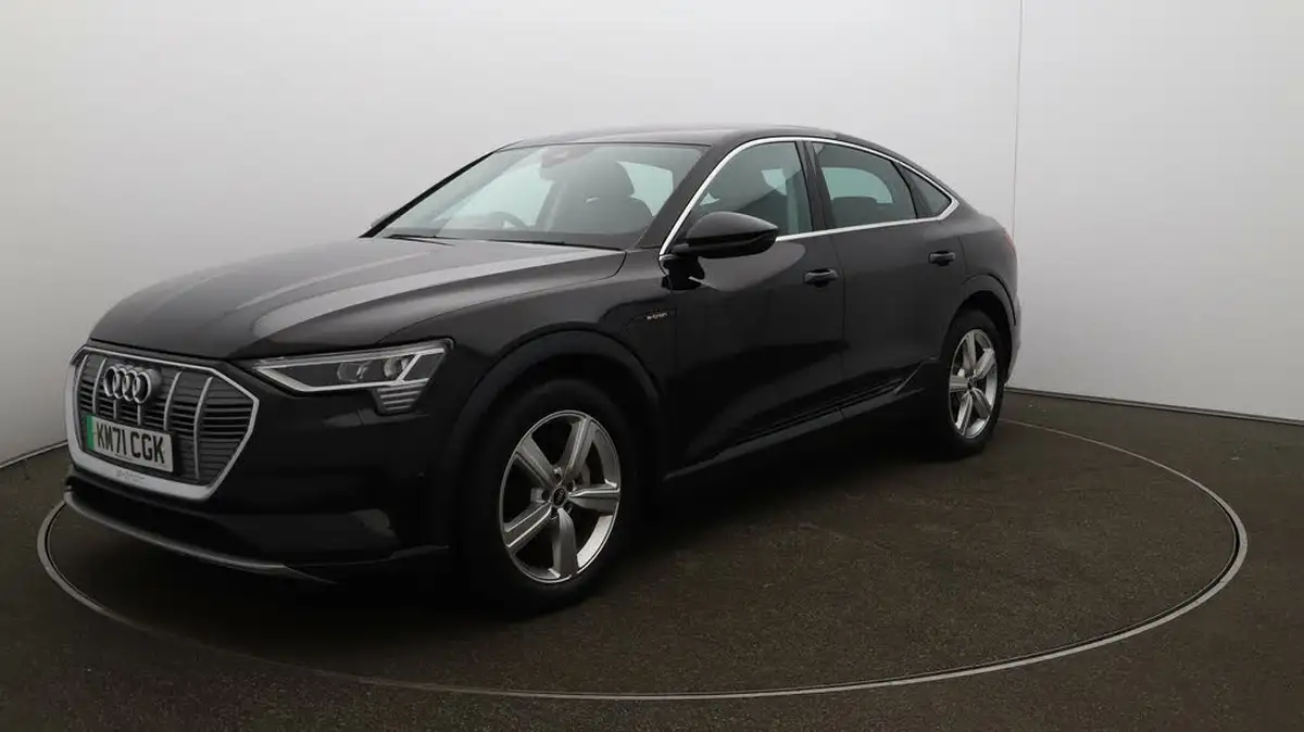 2021-audi-e-tron-55e-technik-sportback-big-62
