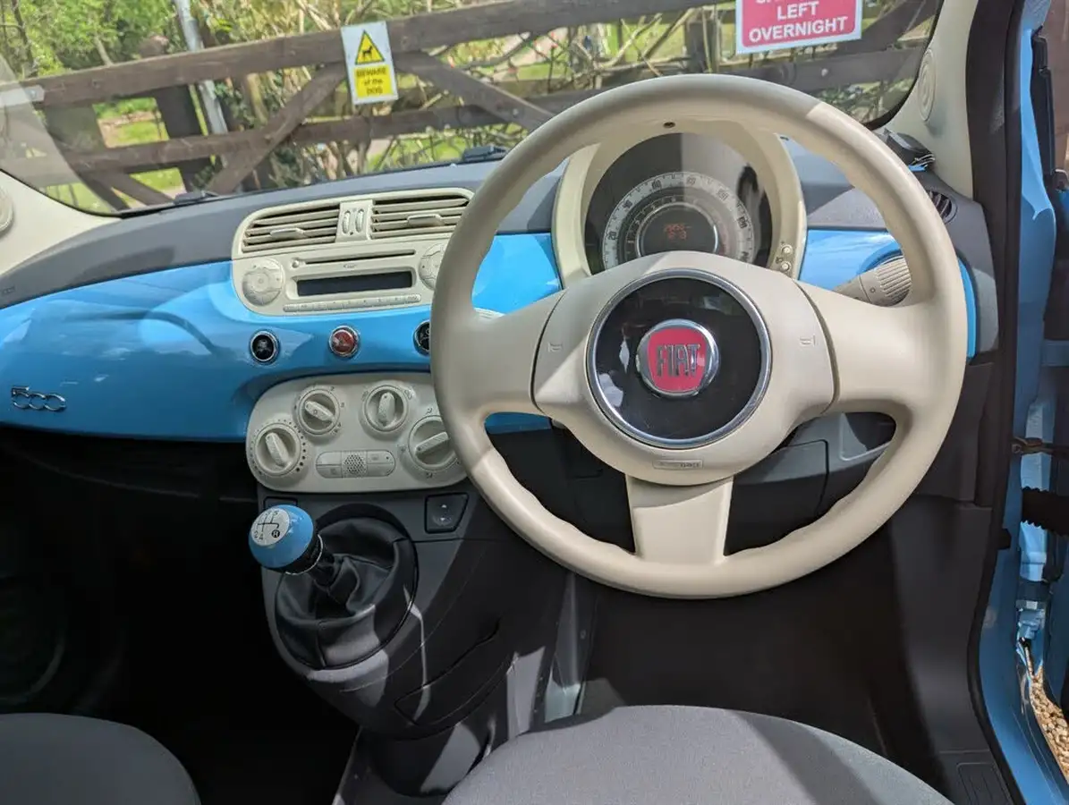 2013-fiat-500-12-colour-therapy-big-30