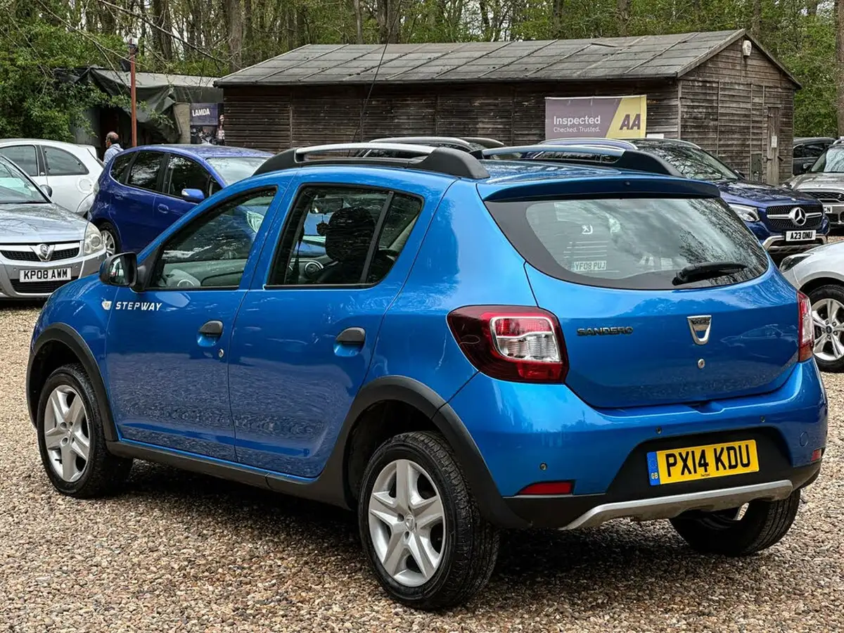 2014-dacia-sandero-stepway-15d-laureate-big-10