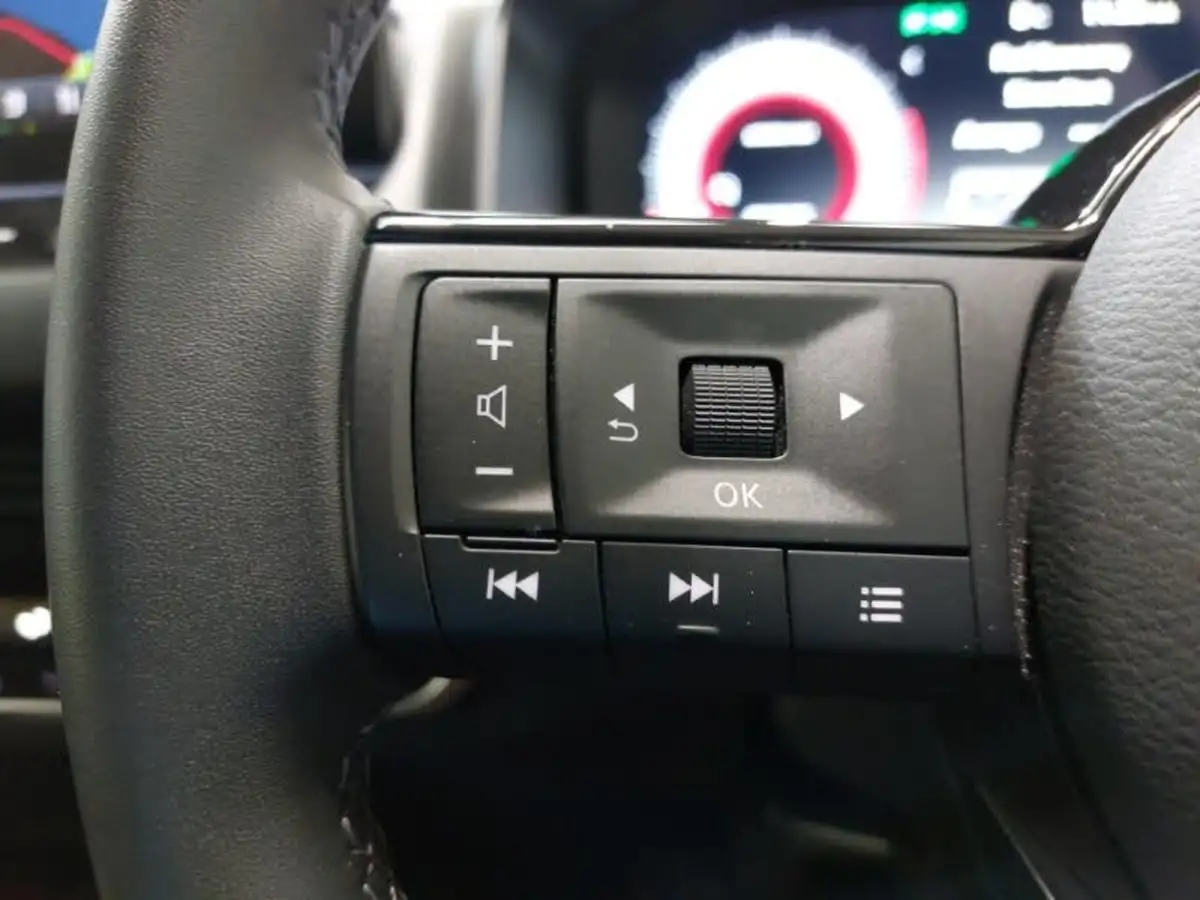 2024-nissan-qashqai-13-dig-t-n-connecta-140ps-big-16