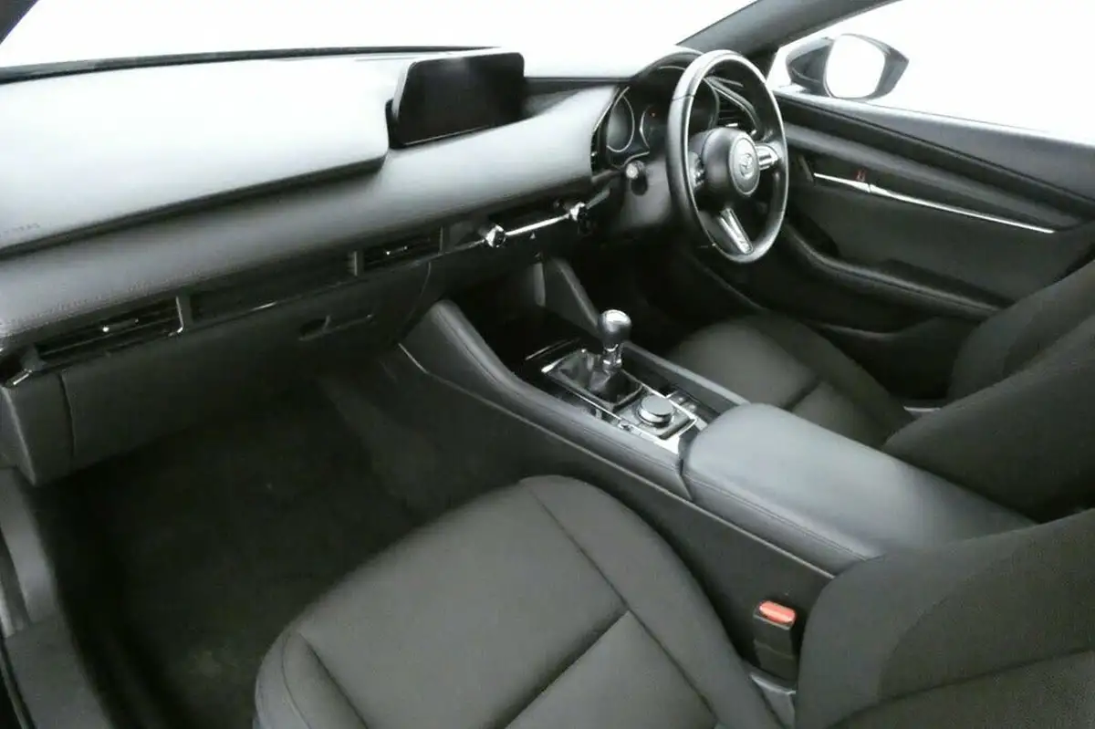 2021-mazda-mazda3-20-se-l-lux-122ps-hatchback-5d-big-20