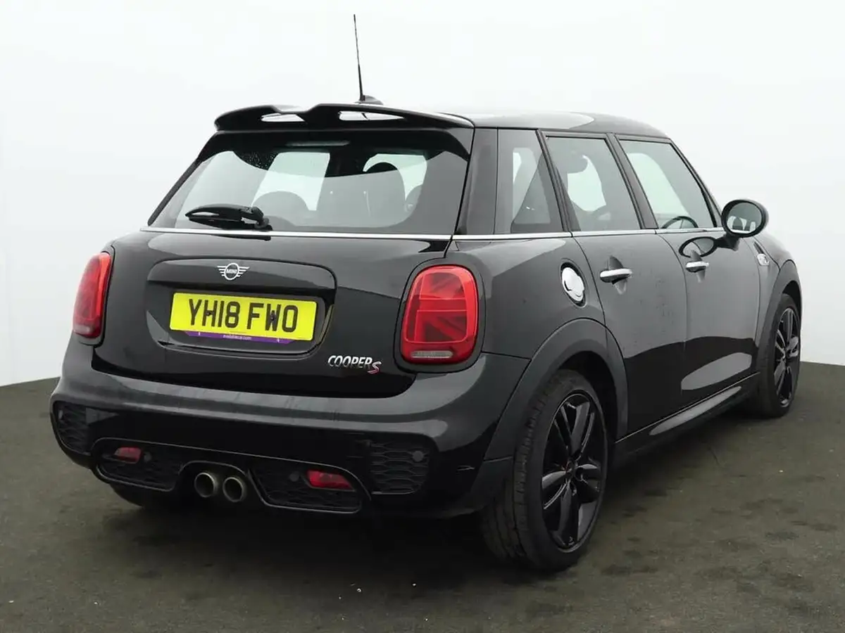 2018-mini-cooper-20-cooper-s-series-ii-chiliss-hatchback-5d-sport-auto-big-4