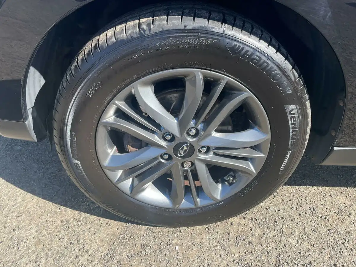 2014-hyundai-ix35-17td-se-big-25