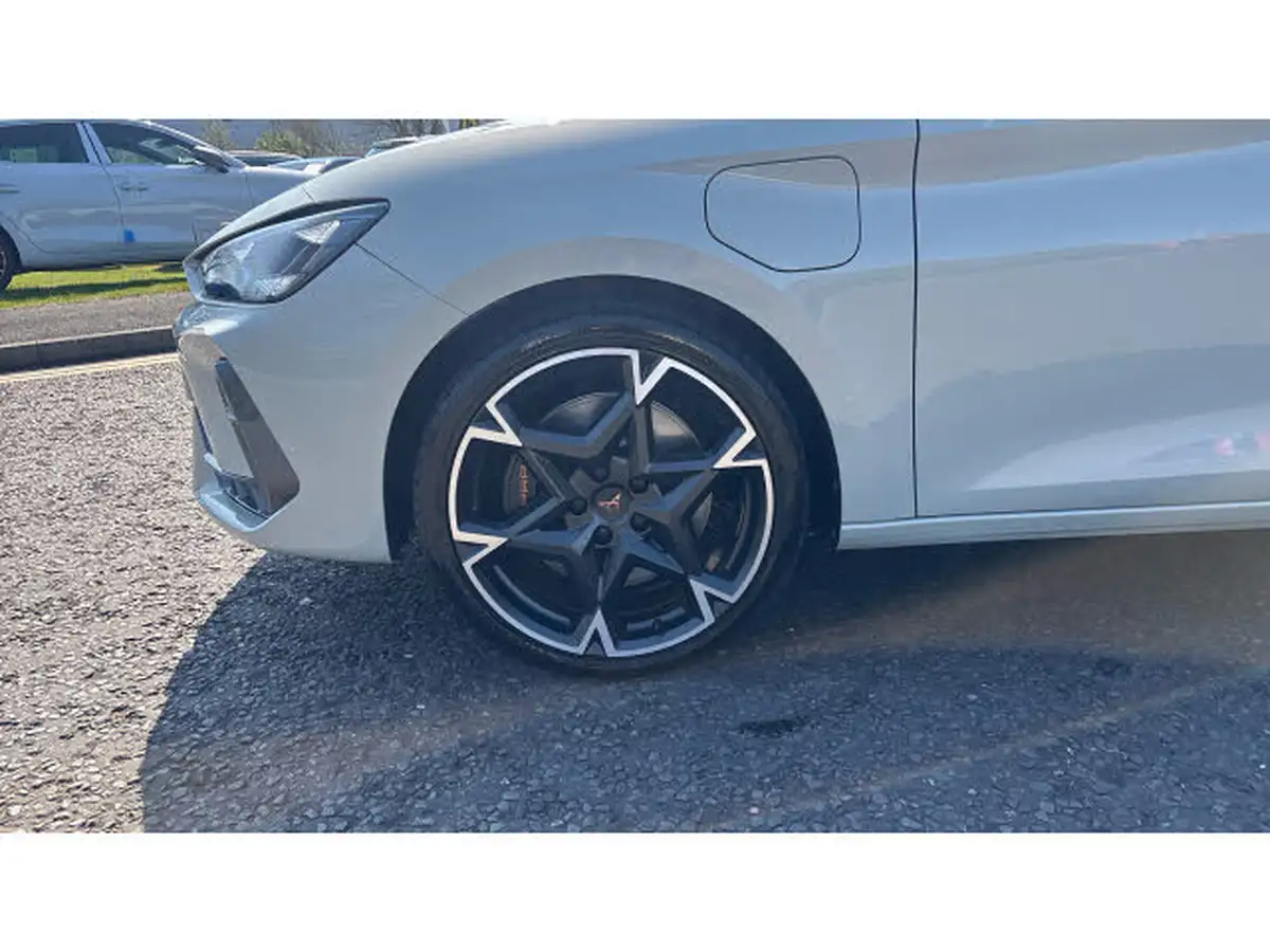 2025-cupra-leon-nf-15-e-hybrid-vz1-hatchback-big-37