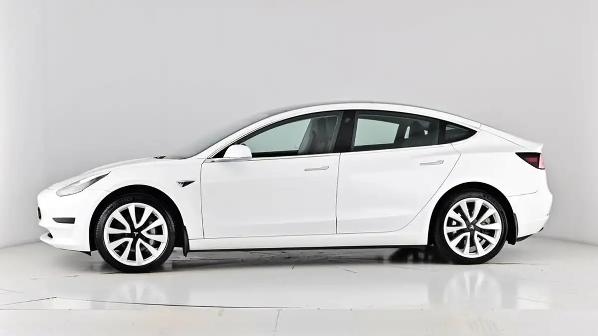 2020-tesla-model-3-e-standard-plus-big-60
