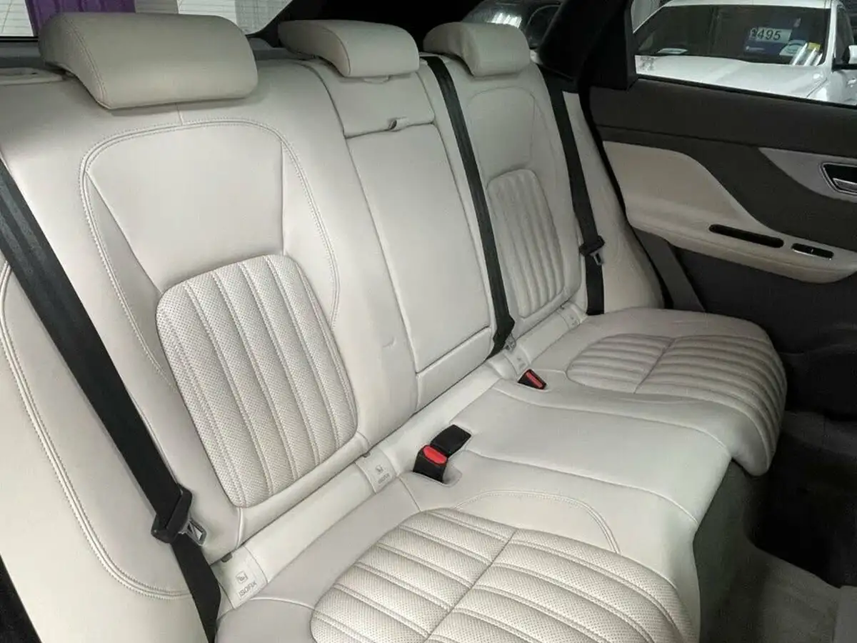 2020-jaguar-f-pace-20-i4d-portfolio-180ps-awd-auto-big-22