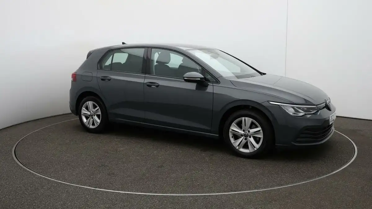 2023-volkswagen-golf-10-tsi-life-hatchback-big-38