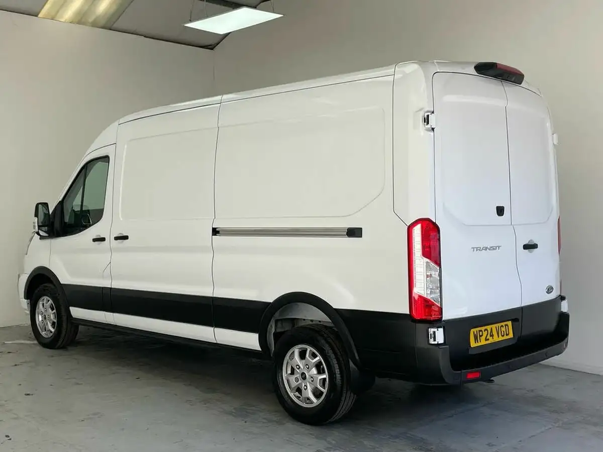 2023-ford-transit-20tdci-350-l3h2-limited-170pseu6d-rwd-panel-van-big-6