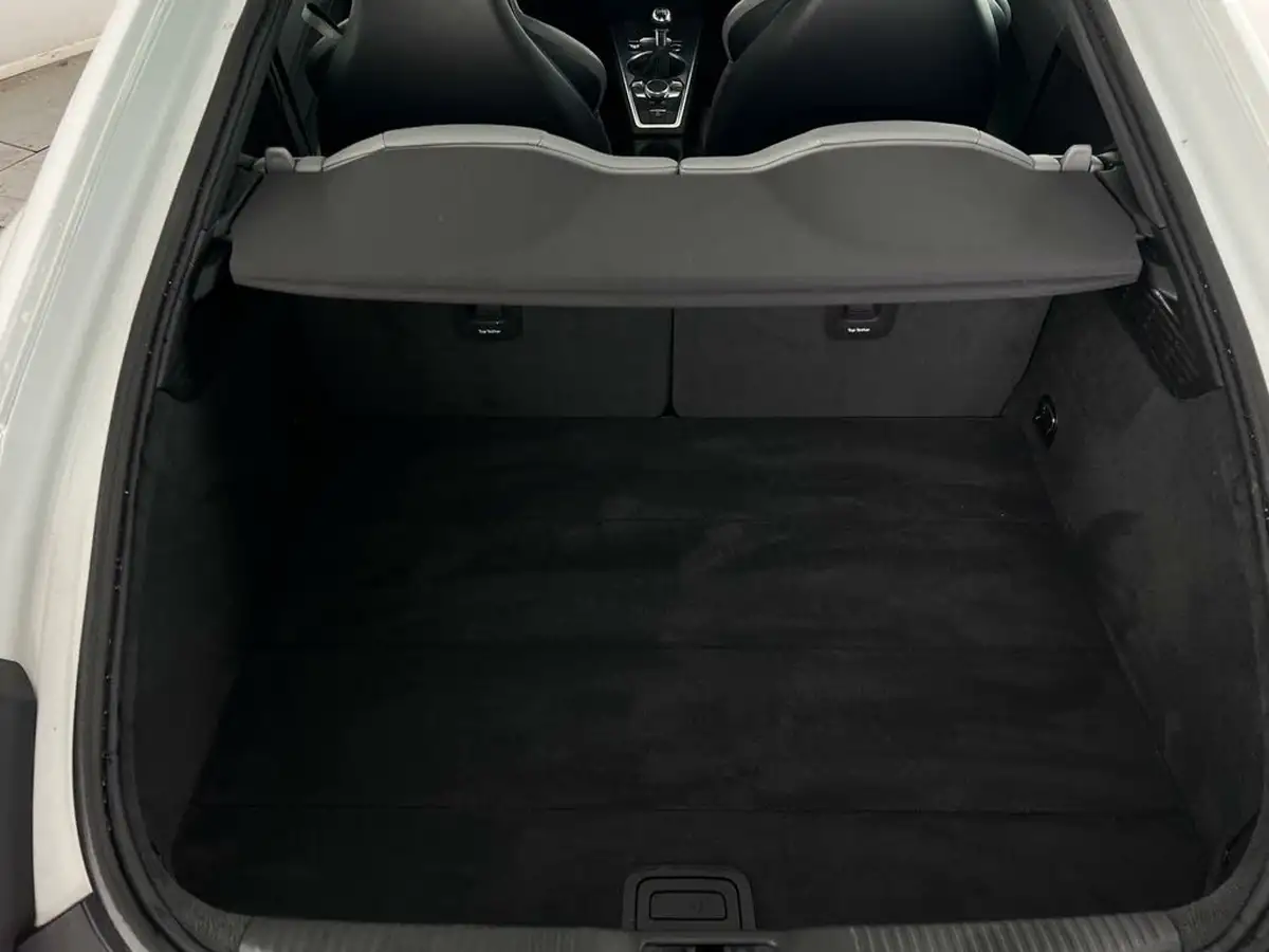 2016-audi-tt-coupe-20-tfsi-s-line-big-8