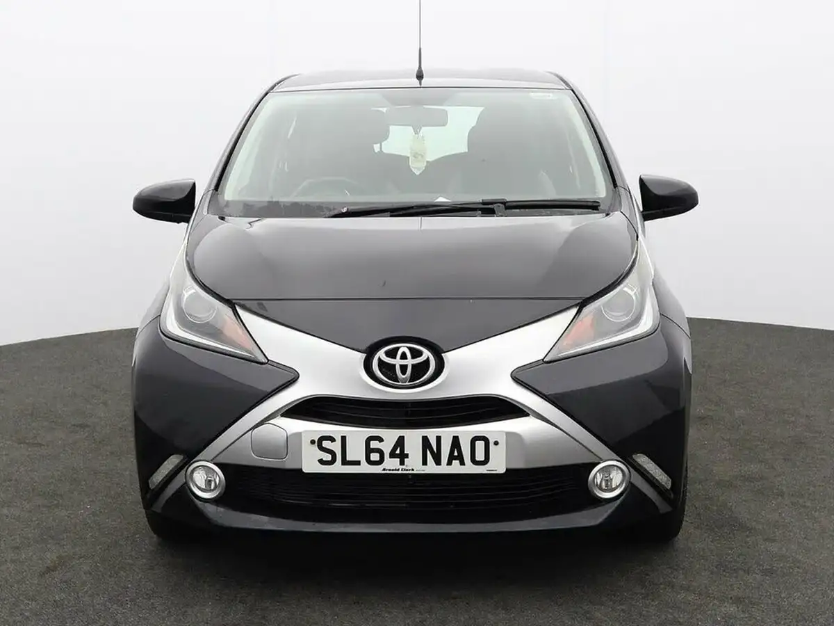 2015-toyota-aygo-10-vvt-i-x-clusiv-5d-big-1