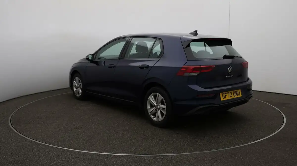 2022-volkswagen-golf-15-tsi-life-150ps-hatchback-big-55