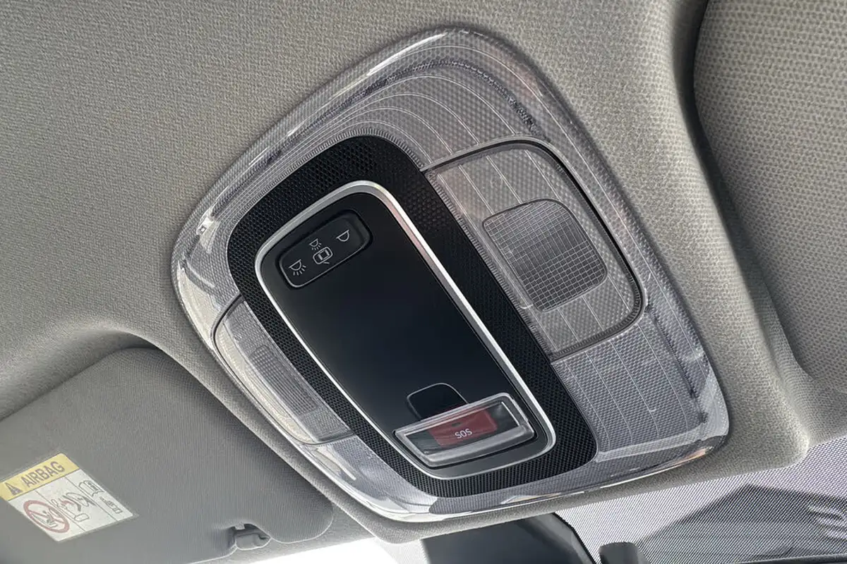 2021-hyundai-i20-10-t-gdi-se-connect-eclutch-imt-big-40
