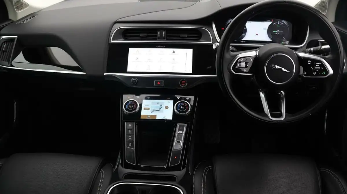 2021-jaguar-i-pace-ev400-hse-big-12