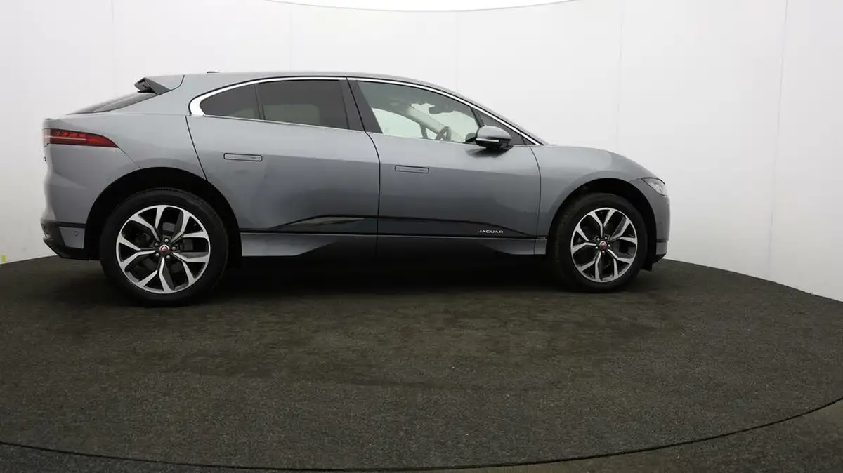 2021-jaguar-i-pace-ev400-hse-big-29