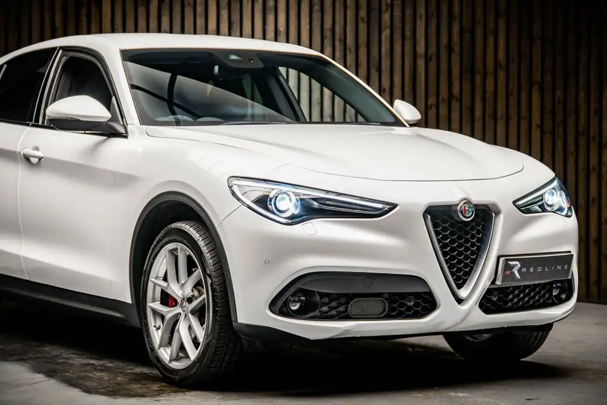 2018-alfa-romeo-stelvio-22td-milano-big-11