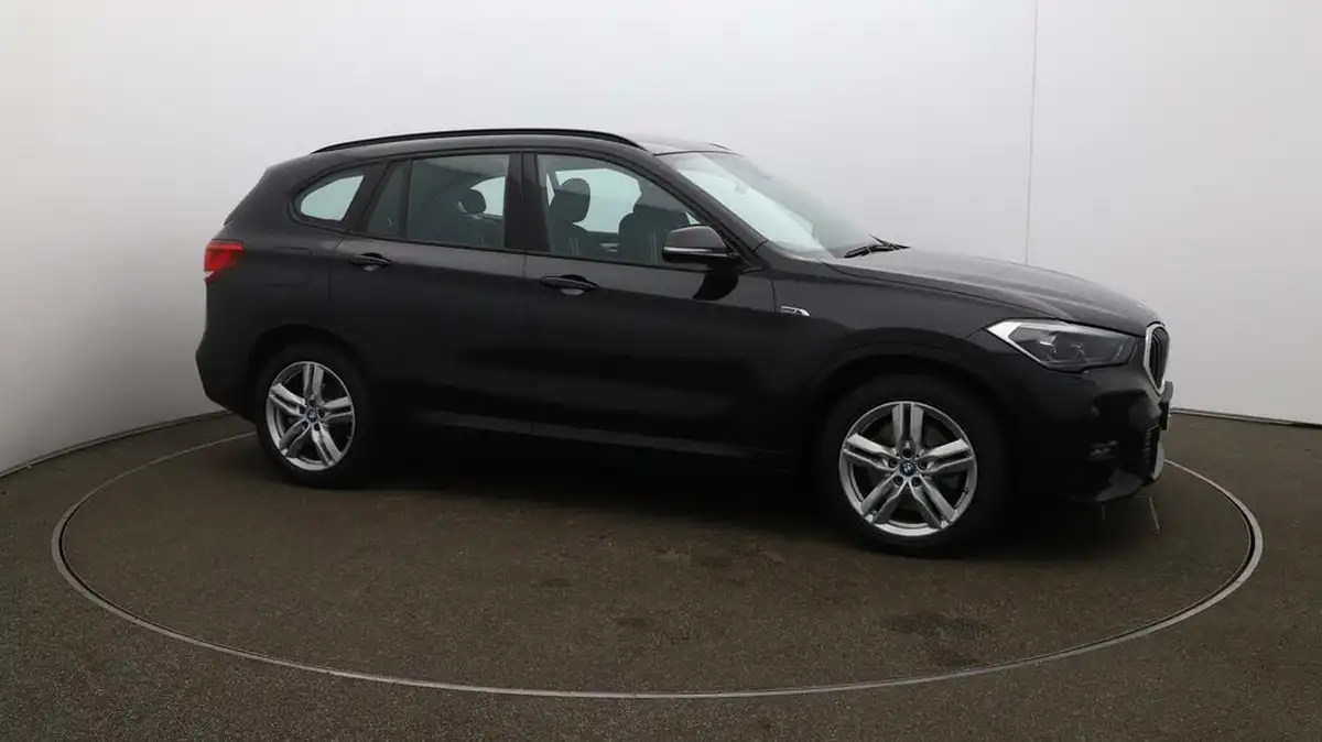 2022-bmw-x1-15-xdrive-25e-phev-m-sport-big-40