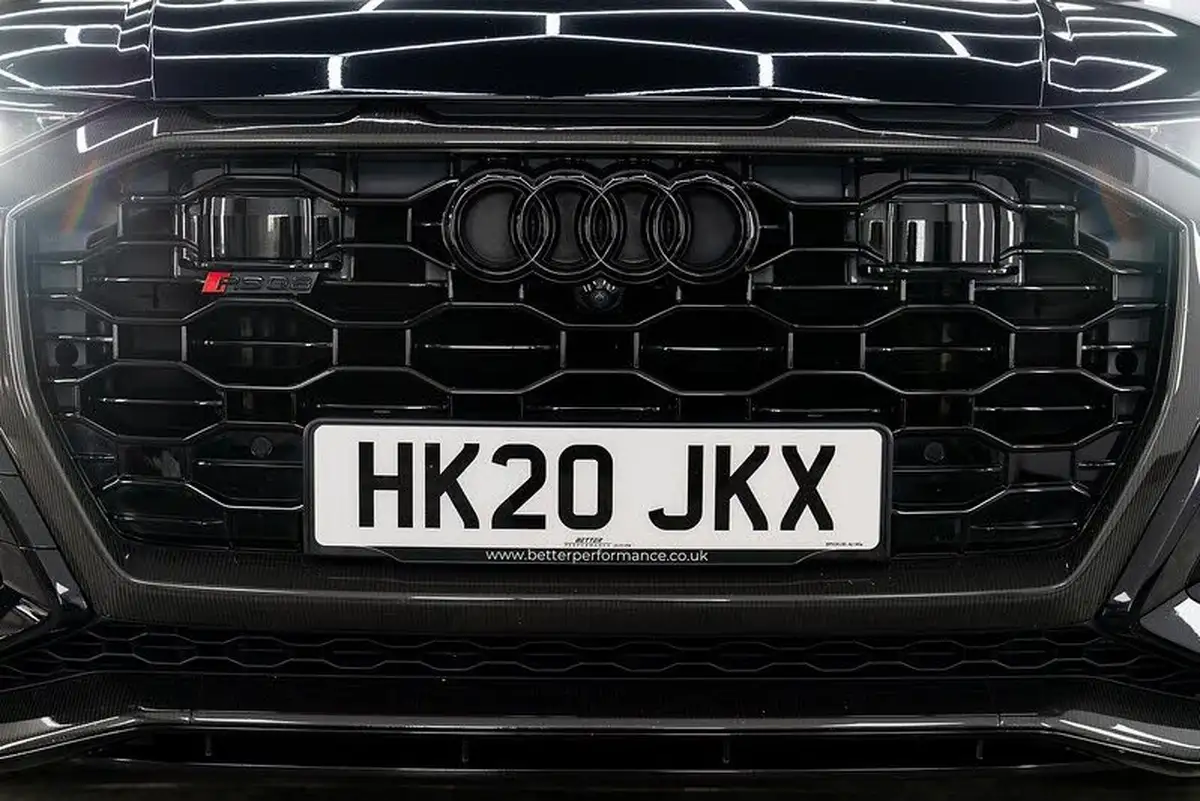 2020-audi-rs-q8-40-tfsi-carbon-black-big-38