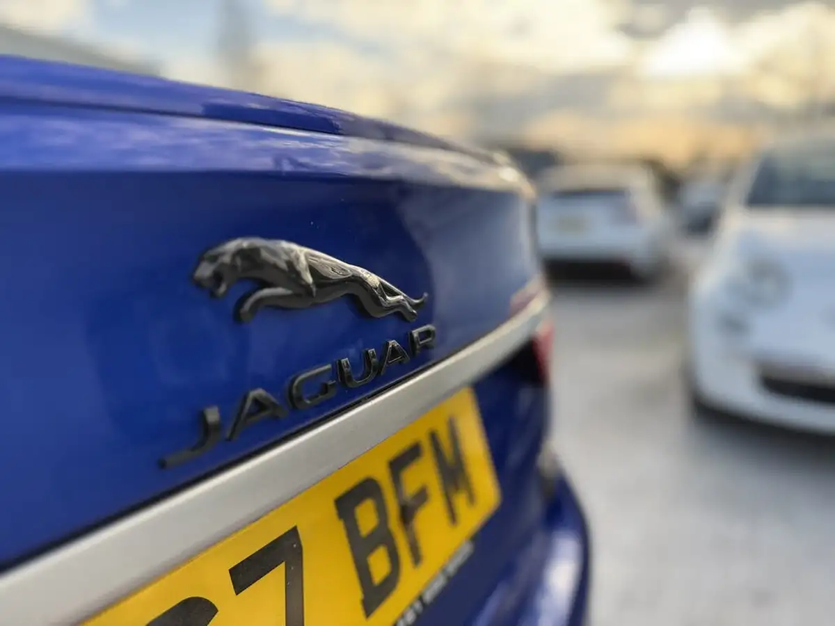 2017-jaguar-xf-20i-r-sport-200ps-saloon-4d-1999cc-big-66