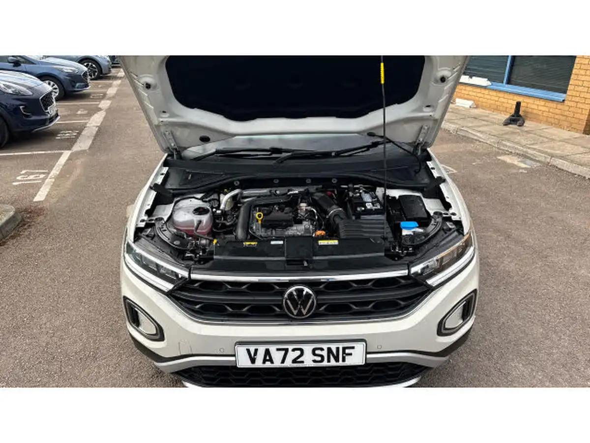 2023-volkswagen-t-roc-10-tsi-life-big-7
