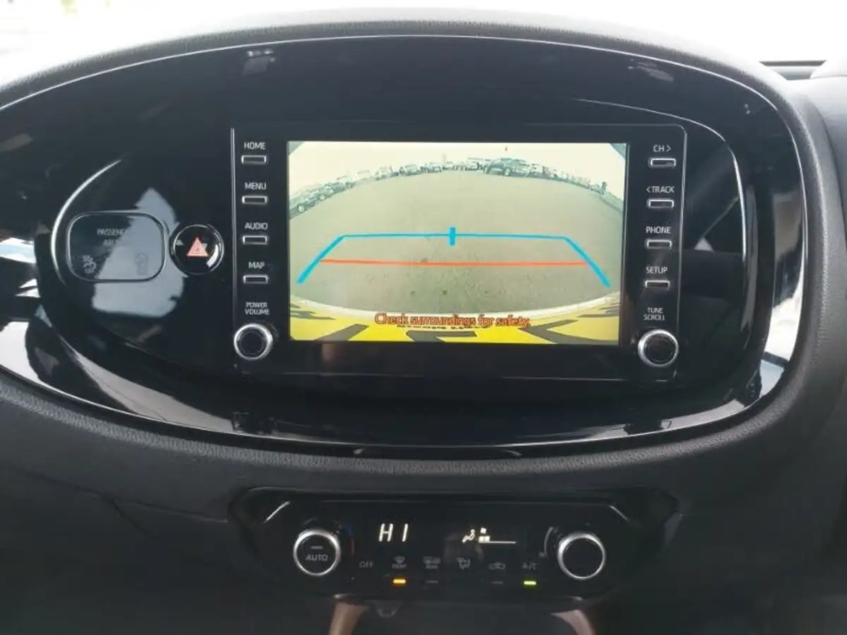 2023-toyota-aygo-x-10-vvt-i-edge-big-6