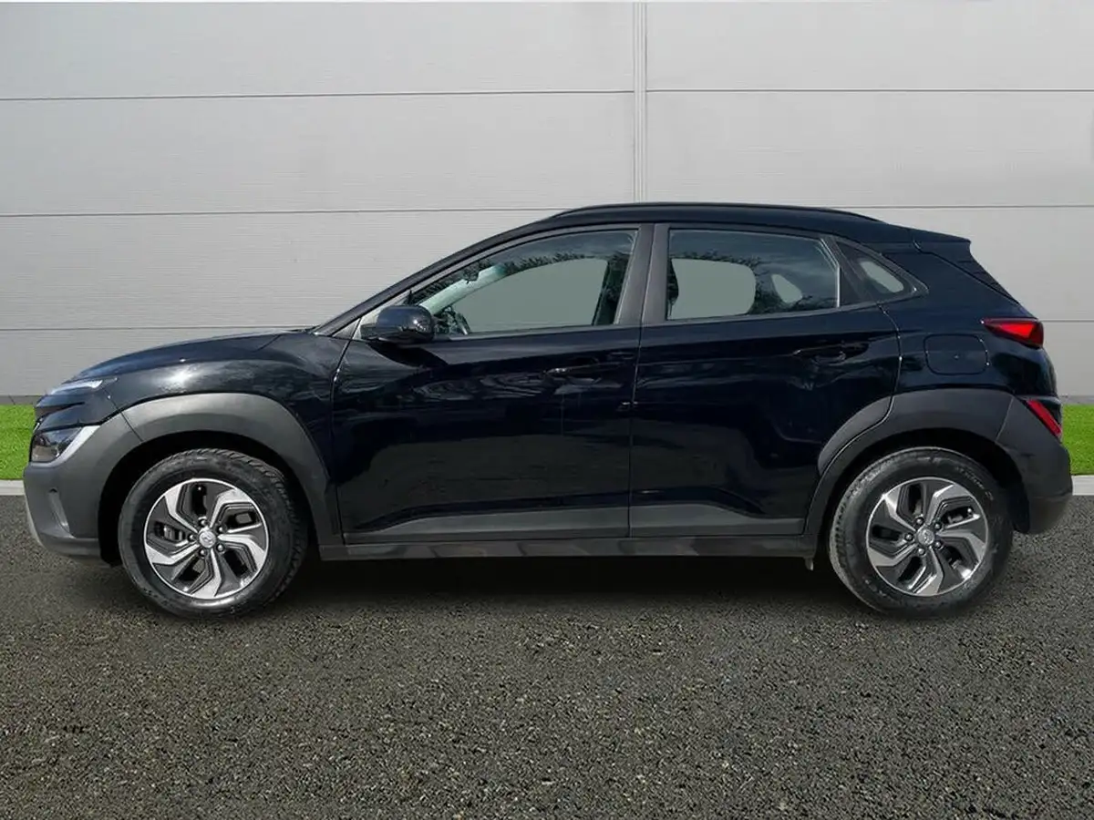 2023-hyundai-kona-16-gdi-se-connect-big-3
