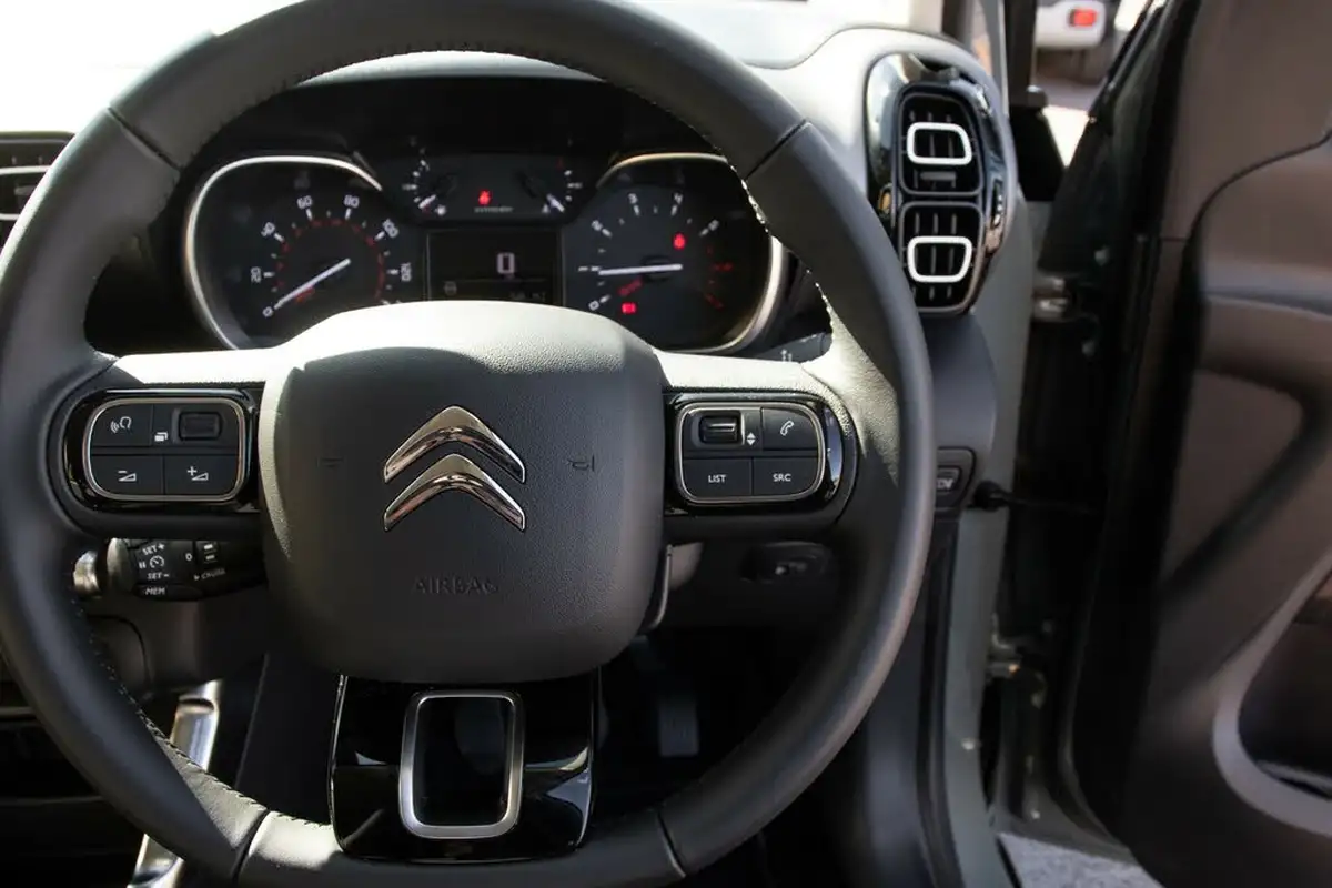 2023-citroen-c3-aircross-12-puretech-shine-110ps-big-19